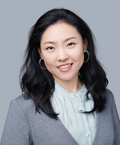 Sophie Ma XiaoTsing. SeriousWork Associate Trainer LEGO Serious Play